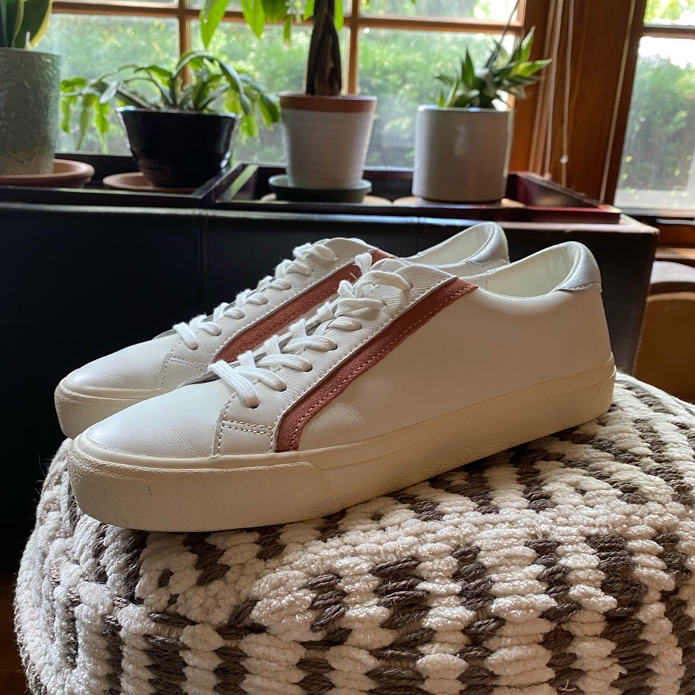 Madewell Delia Sidewalk Low Top Sneaker